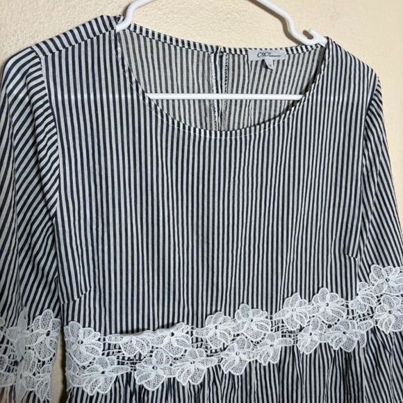 Co & Co Made In Italy Blouse Women's Medium Striped Lace Boho Casual Top - Picture 3 of 8